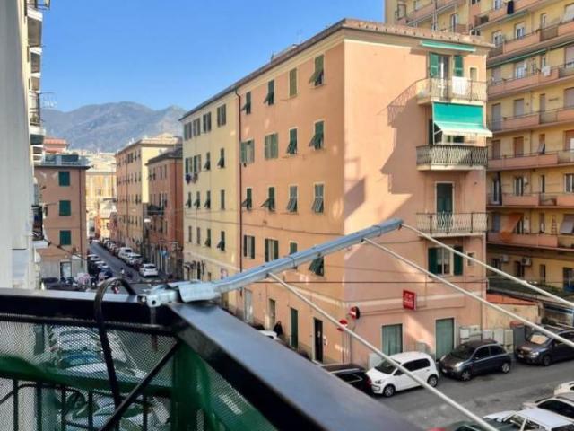 Appartamento in vendita a Genova
