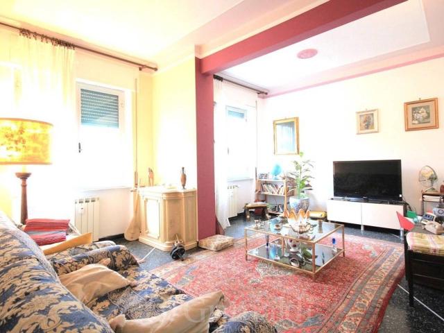 Appartamento in vendita a Genova