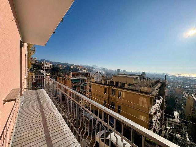 Appartamento in vendita a Genova