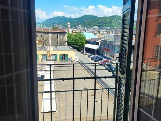 Appartamento in vendita a Genova