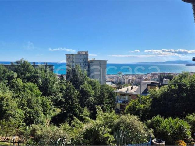 Appartamento in vendita a Genova via fedelini, Pra'