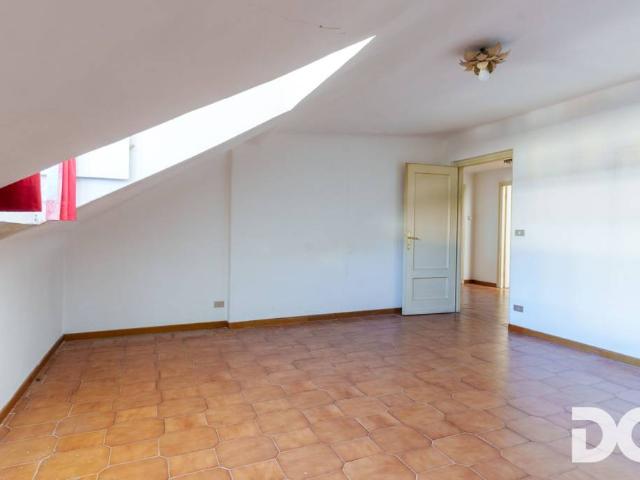 Appartamento in vendita a Genova via Nino Bixio, Carignano