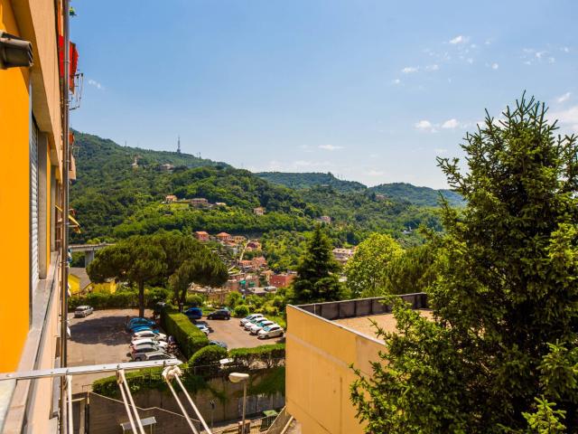 Appartamento in vendita a Genova, Certosa
