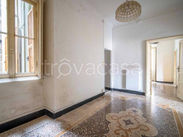 Appartamento in vendita a Genova corso Ugo Bassi, 56, Castelletto