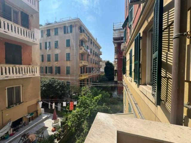 Appartamento in vendita a Genova GE