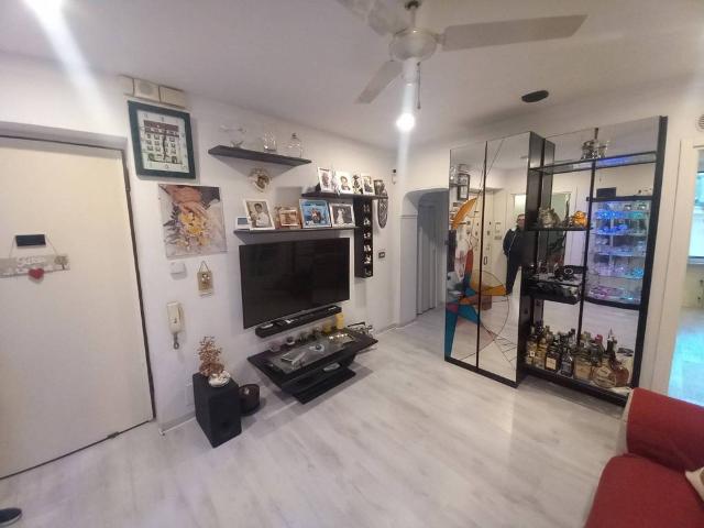 Appartamento in vendita a Genova GE