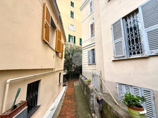 Appartamento in vendita a Genova GE