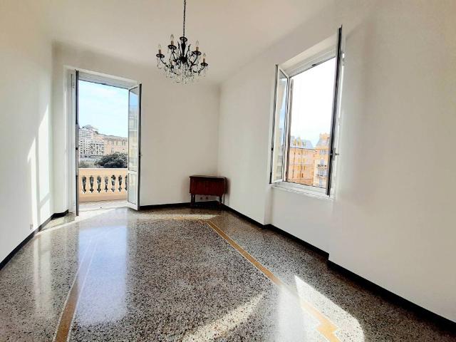 Appartamento in vendita a Genova GE