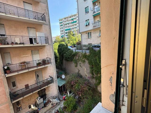 Appartamento in vendita a Genova GE