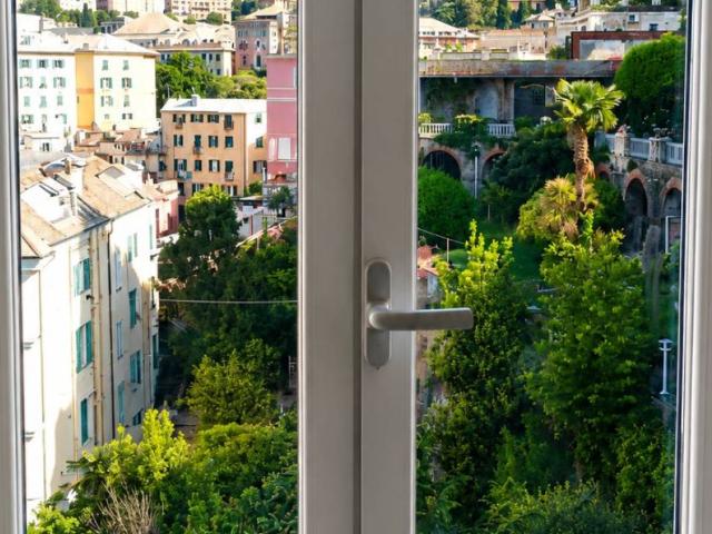 Appartamento in vendita a Genova GE