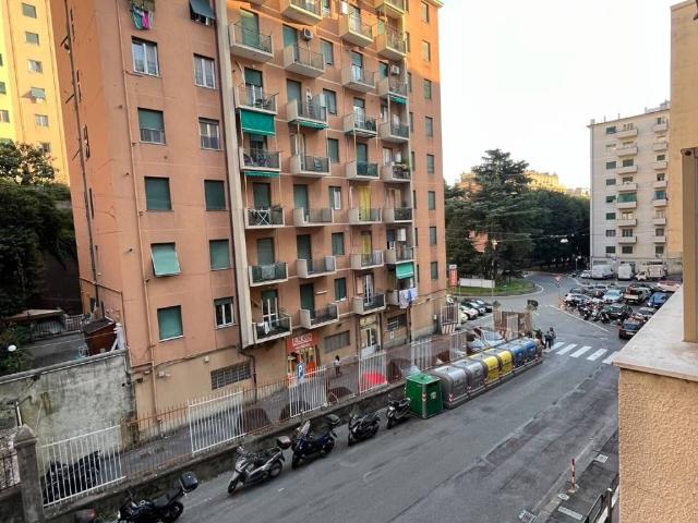 Appartamento in vendita a Genova GE
