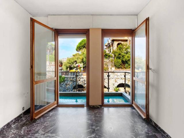 Appartamento in vendita a Genova GE