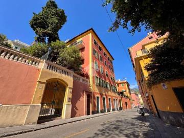 Appartamento in vendita a Genova GE