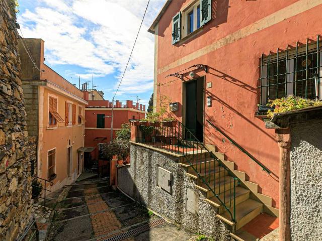 Appartamento in vendita a Genova GE