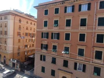 Appartamento in vendita a Genova GE