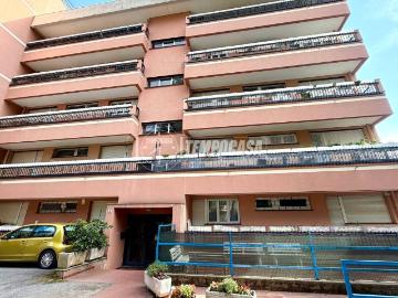 Appartamento in vendita a Genova GE