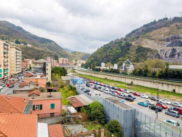 Appartamento in vendita a Genova GE
