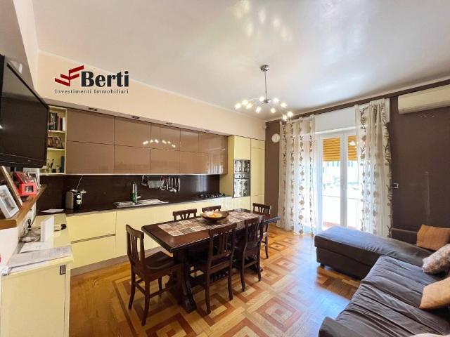 Appartamento in vendita a Genova GE