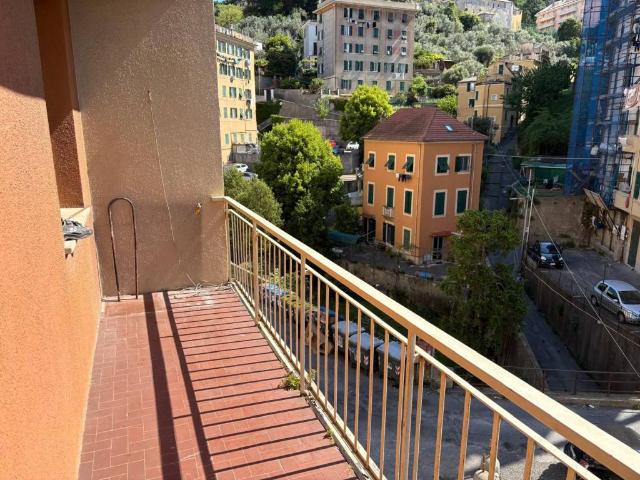 Appartamento in vendita a Genova GE