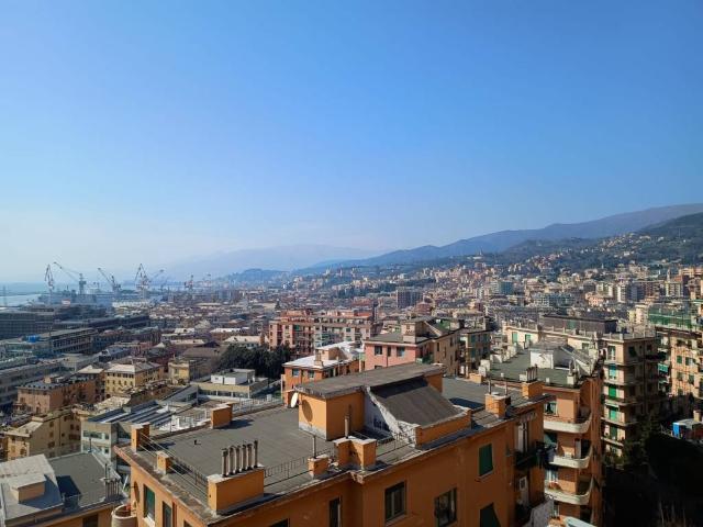 Appartamento in vendita a Genova GE