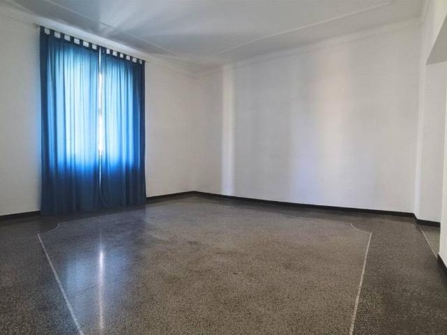 Appartamento in vendita a Genova GE