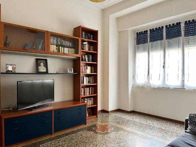 Appartamento in vendita a Genova GE