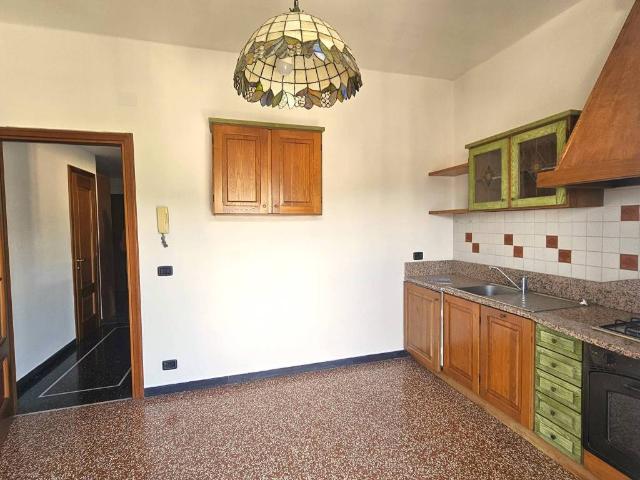 Appartamento in vendita a Genova GE