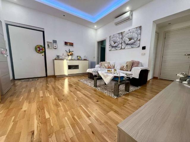 Appartamento in vendita a Genova GE