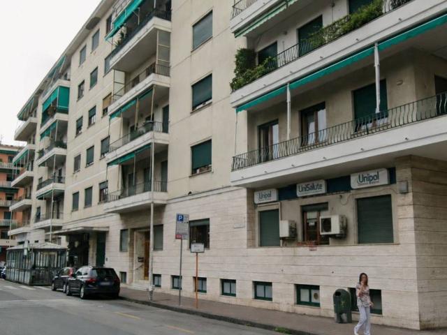 Appartamento in vendita a Genova GE