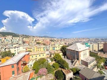 Appartamento in vendita a Genova GE