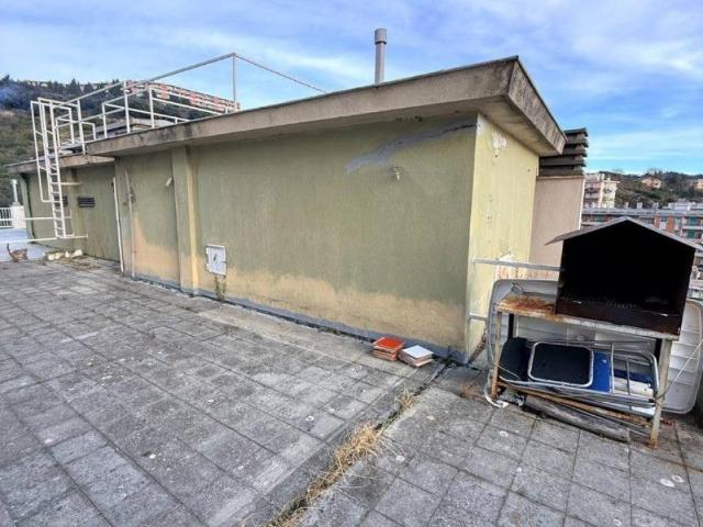 Appartamento in vendita a Genova GE
