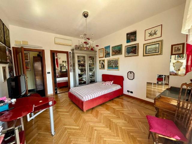 Appartamento in vendita a Genova GE