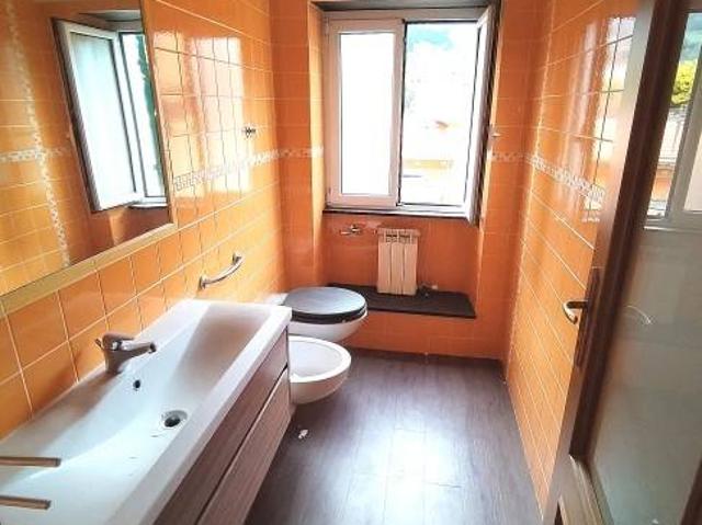 Appartamento in vendita a Genova GE