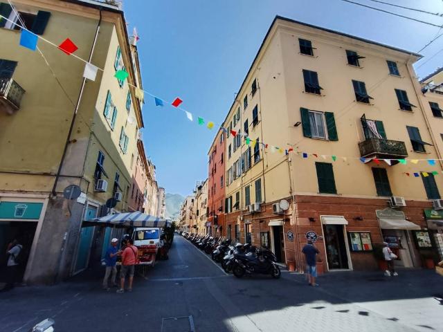 Appartamento in vendita a Genova GE