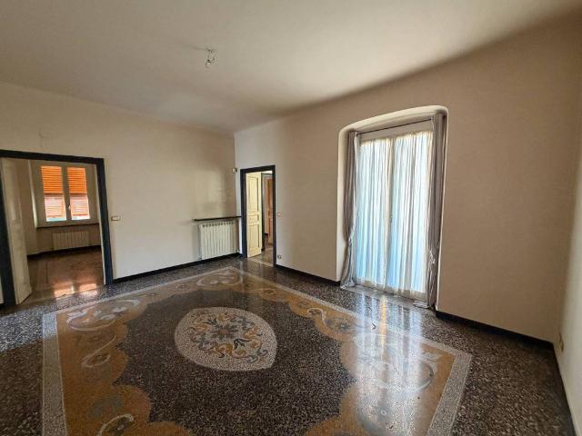 Appartamento in vendita a Genova GE