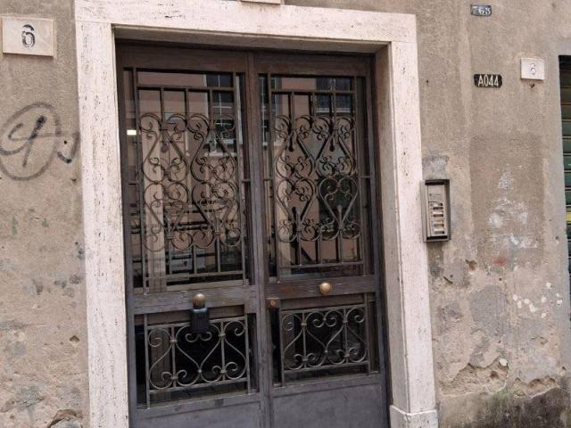 Appartamento in vendita a Genova GE