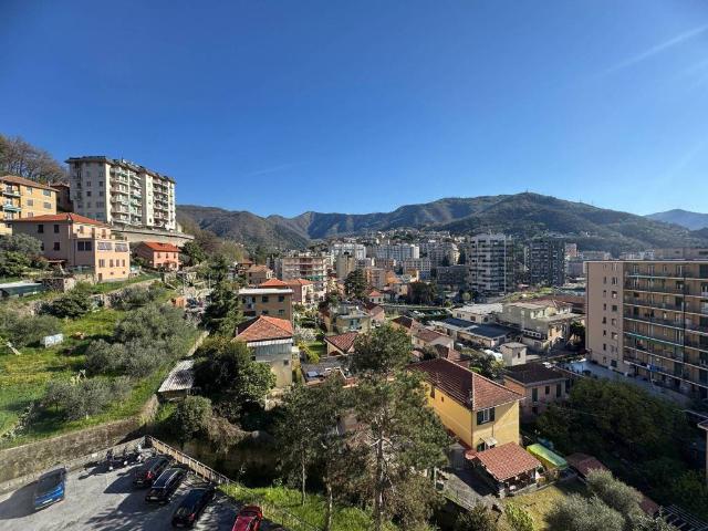 Appartamento in vendita a Genova GE