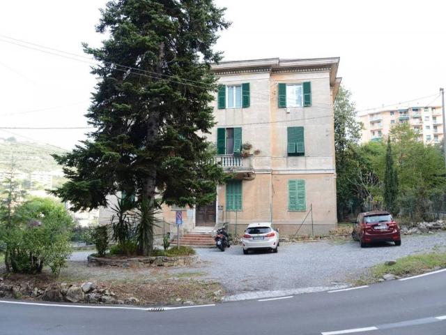 Appartamento in vendita a Genova GE