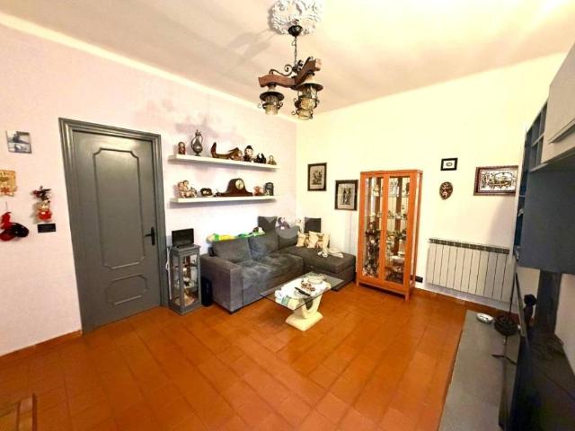 Appartamento in vendita a Genova GE