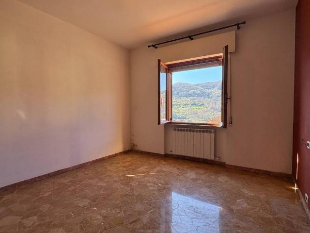 Appartamento in vendita a Genova GE