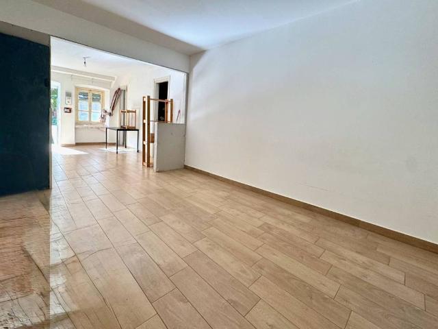 Appartamento in vendita a Genova GE