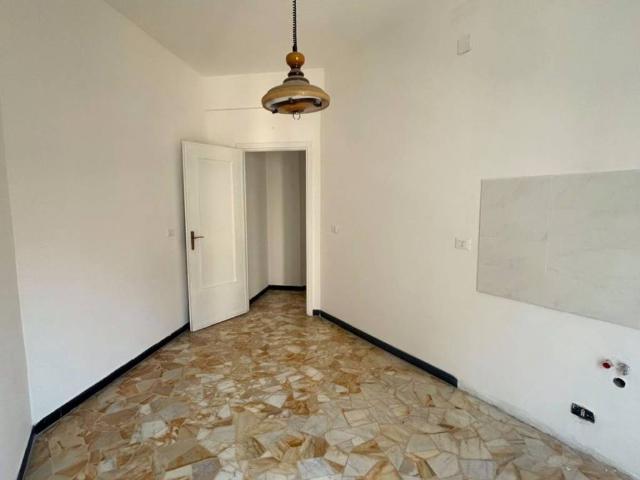 Appartamento in vendita a Genova GE