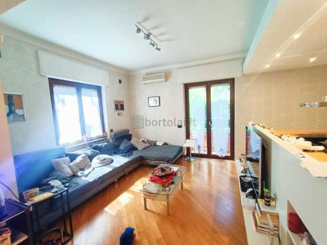 Appartamento in vendita a Genova GE
