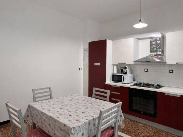 Appartamento in vendita a Genova GE