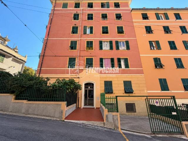 Appartamento in vendita a Genova GE