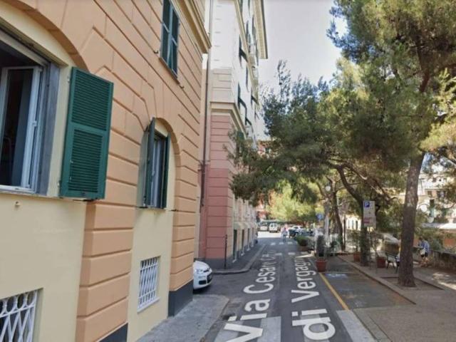 Appartamento in vendita a Genova GE