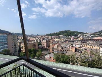 Appartamento in vendita a Genova GE