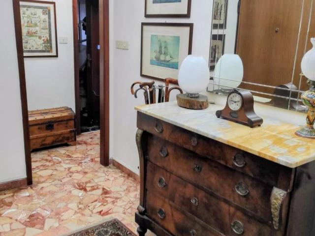 Appartamento in vendita a Genova GE