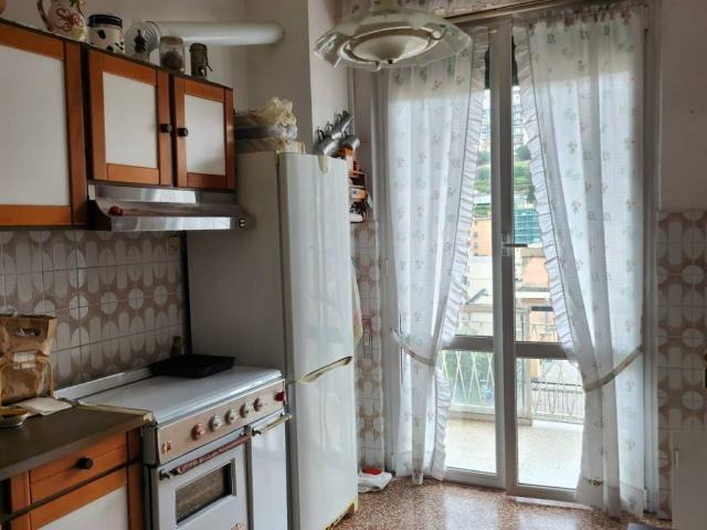 Appartamento in vendita a Genova GE