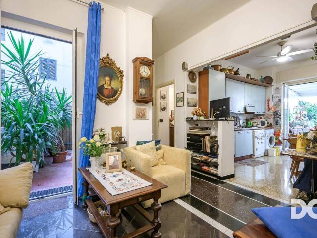 Appartamento in vendita a Genova GE